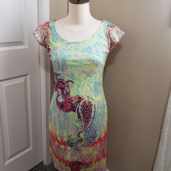 Dress - Picture 2 of 5